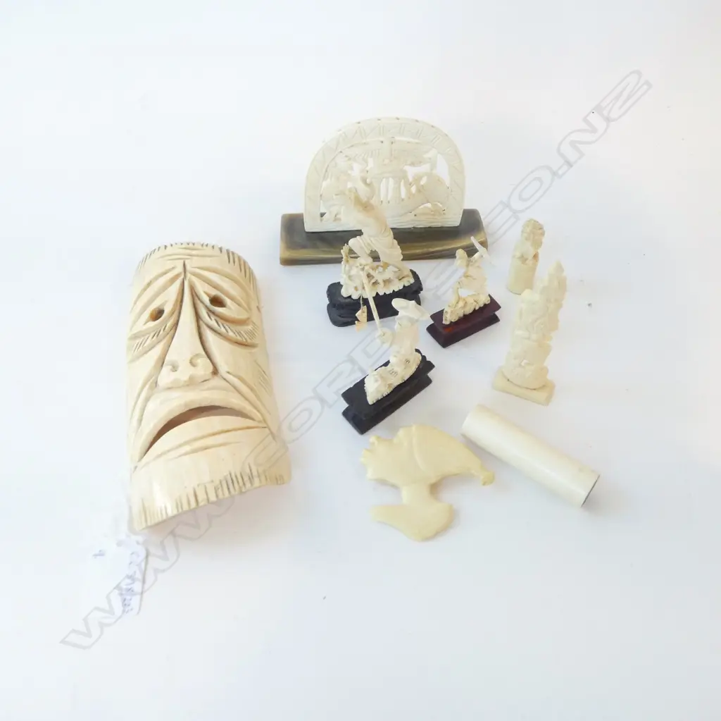 9 PCES ASST. IVORY INCL. MASK H.170mm Image 1++