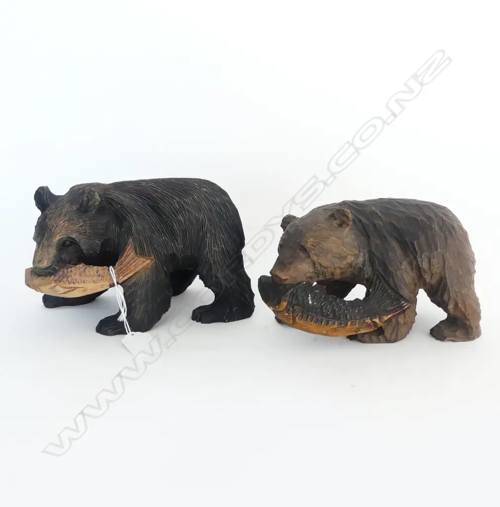 2 JAPANESE CARVED WOODEN BEARS L.200mm Image 1++