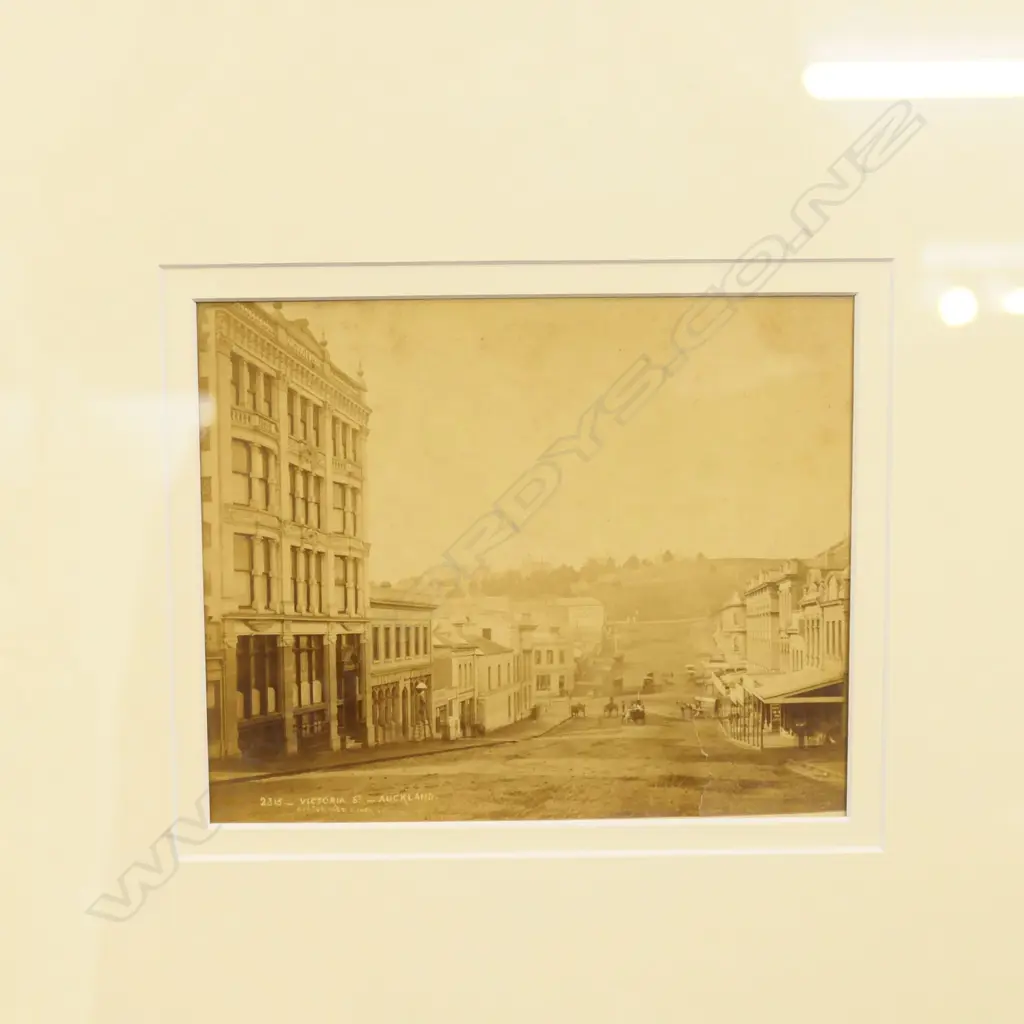 BURTON BROS ALBUMEN PHOTOGRAPH VICTORIA ST AUCKLAND C. 1880S A/F (OLD TEAR) 145 X 175MM  Image 1++