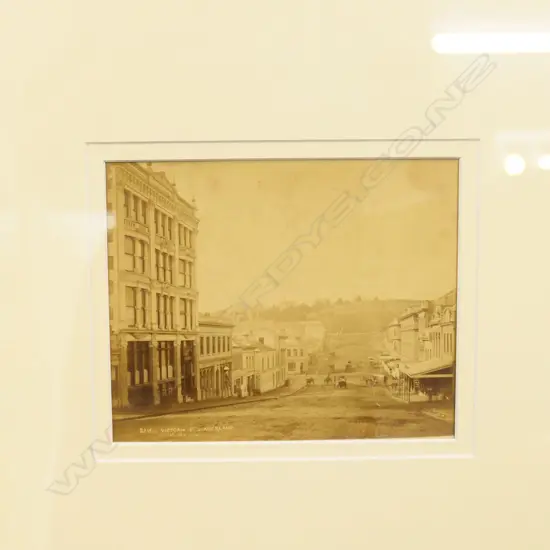BURTON BROS ALBUMEN PHOTOGRAPH VICTORIA ST AUCKLAND C. 1880S A/F (OLD TEAR) 145 X 175MM 