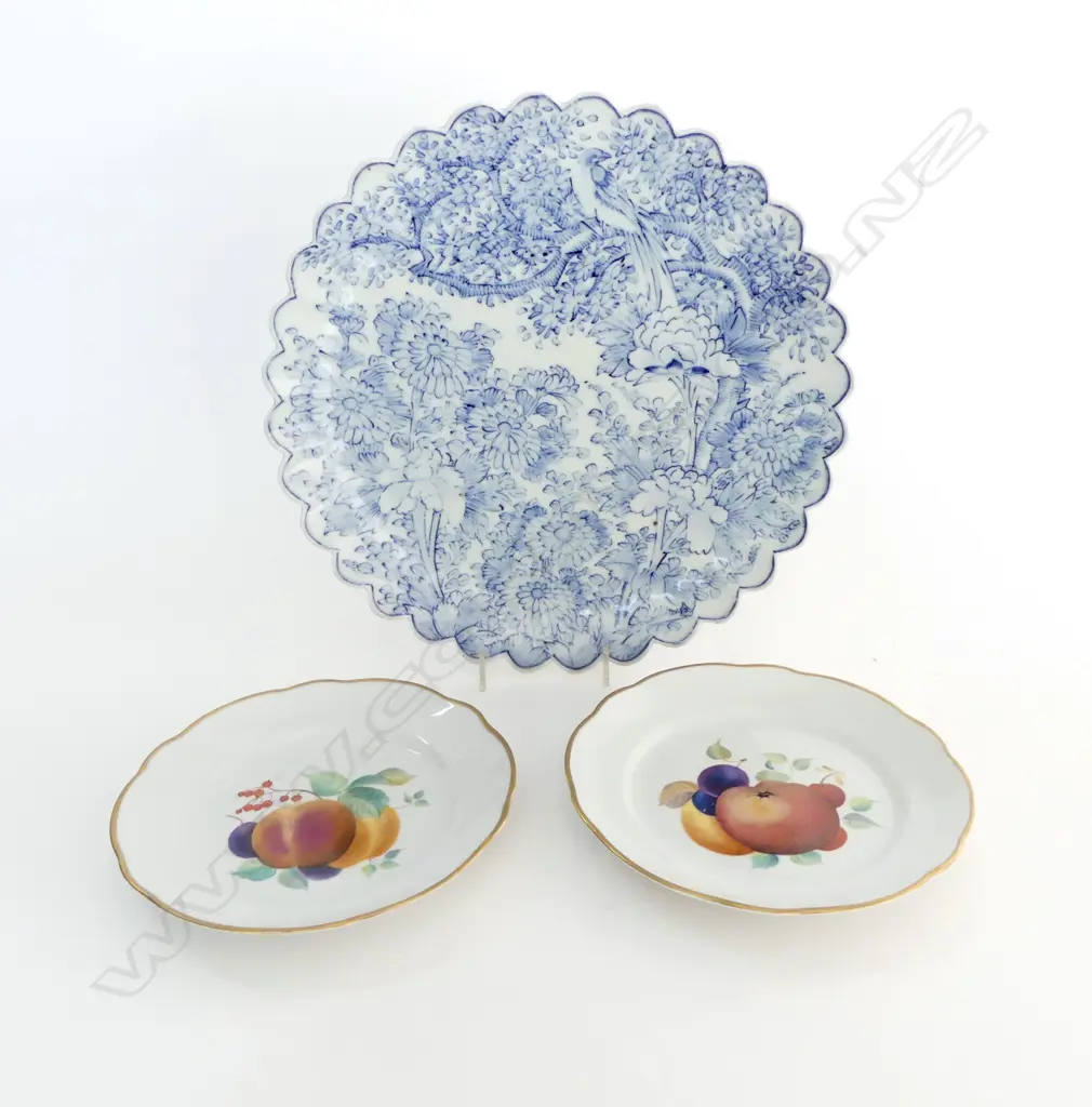 ORIENTAL B/W CHARGER 310mm dia, 2 PLATES w. H/PAINTED FRUITS Image 1++