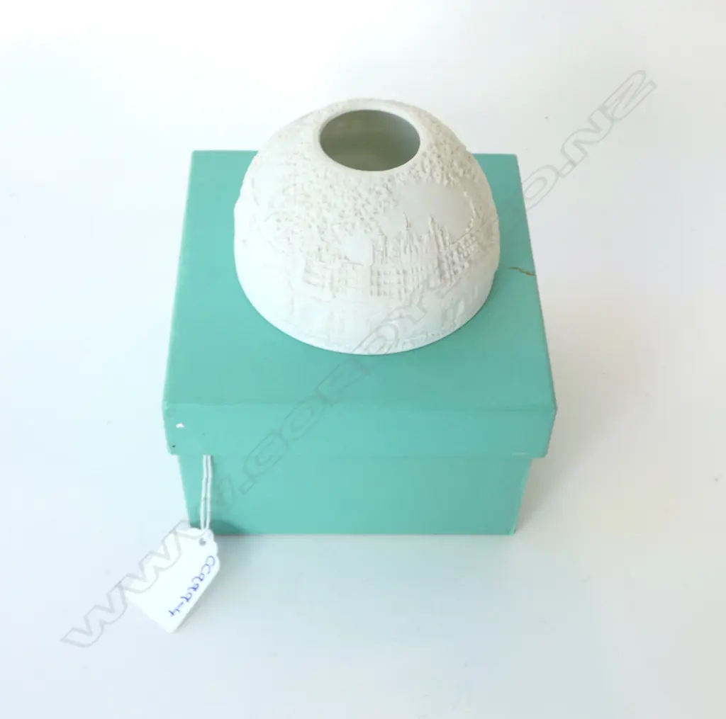 BOXED PORCELAINES BERNARDAUD VOTIVE  Image 1++