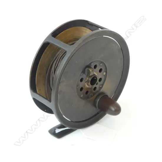 VINTAGE JB MOSCROP OF MANCHESTER PAT BRASS TROUT REEL DIA 100MM