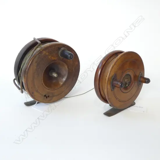 2 ANTIQUE LARGE BRASS & MAHOGANY  FISHING REELS DIA 120MM LARGEST