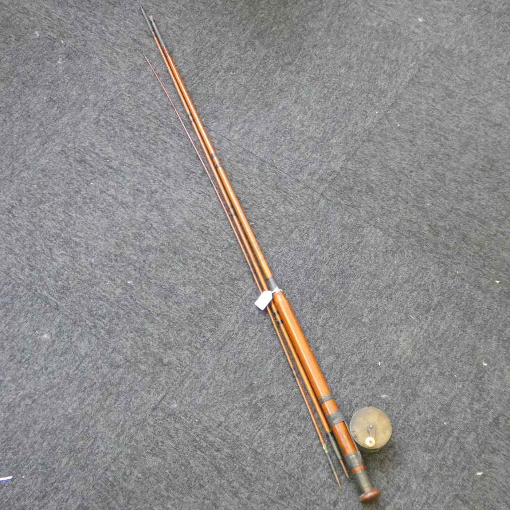 3PC VINTAGE FLY FISHING ROD WITH BRASS REEL L3100MM Image 1++