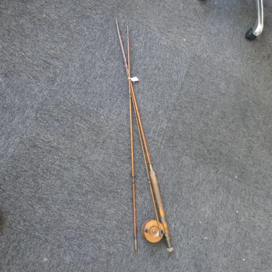 VICT MAHOGANY & BRASS 3PC ROD & REEL L2100MM