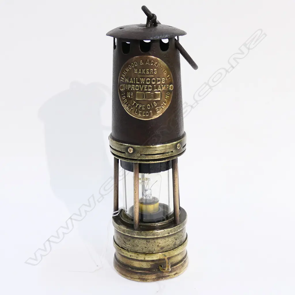 HAILWOOD & ACKROYD MINERS LAMP H.260mm Image 1++