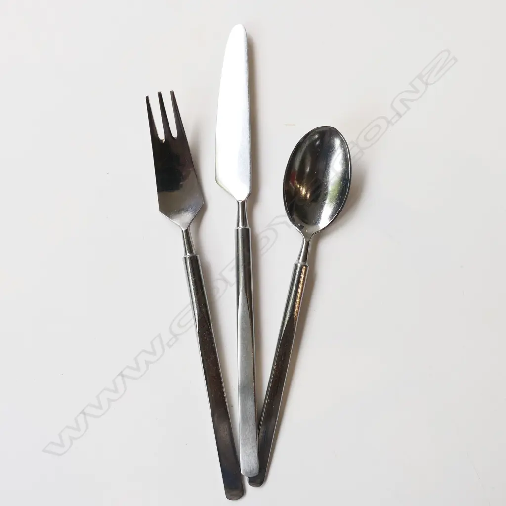 24 PCES ERIK HERLOW FOR COPENHAGEN CUTLERY 'OBELISK' STAINLESS STEEL FLATWARE Image 1++