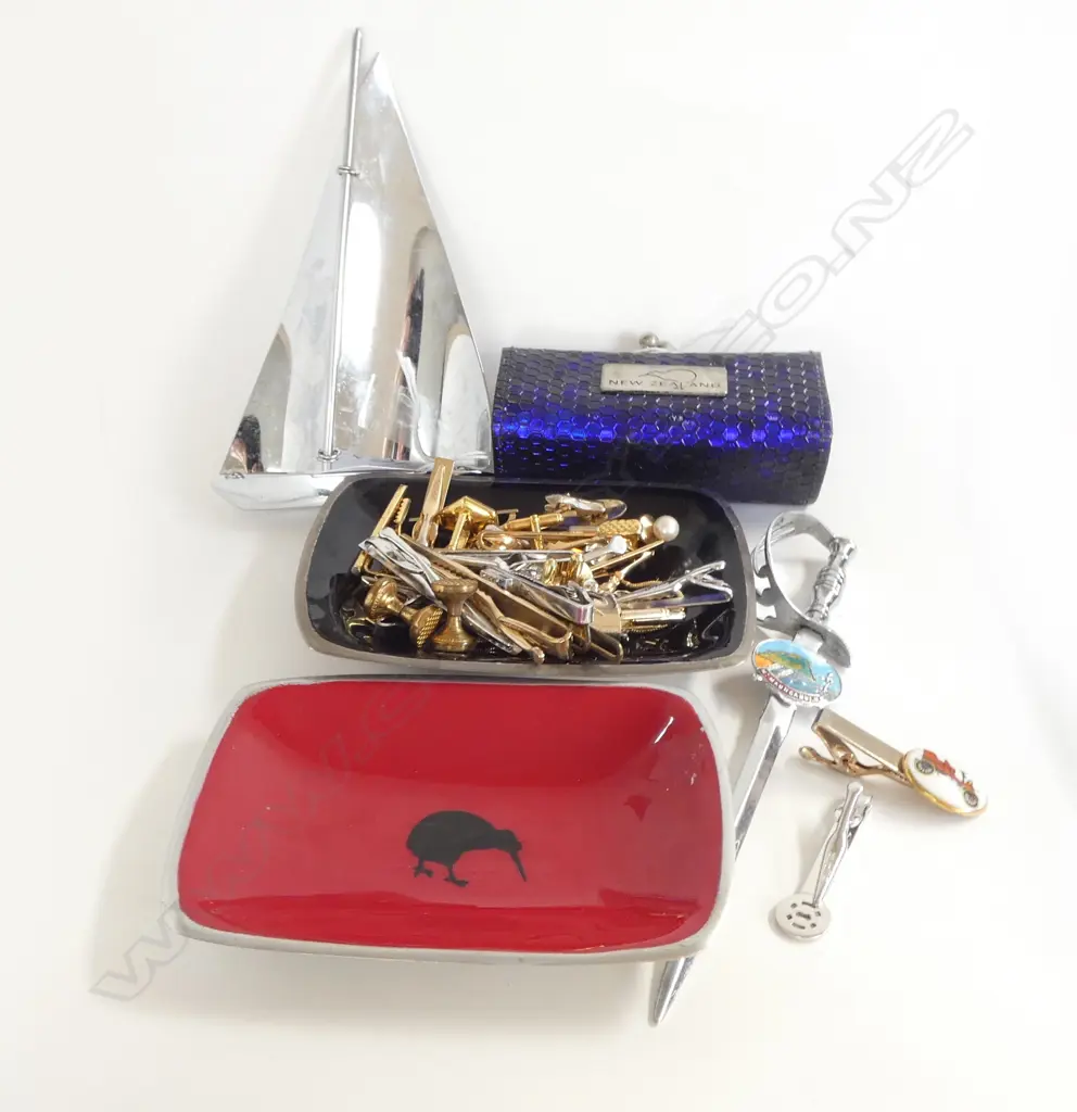 ASST COSTUME, 2 NZ KIWI TRAYS, COMMEMORATIVE MT. MAUNGANUI NZ LETTER OPENER etc Image 1++