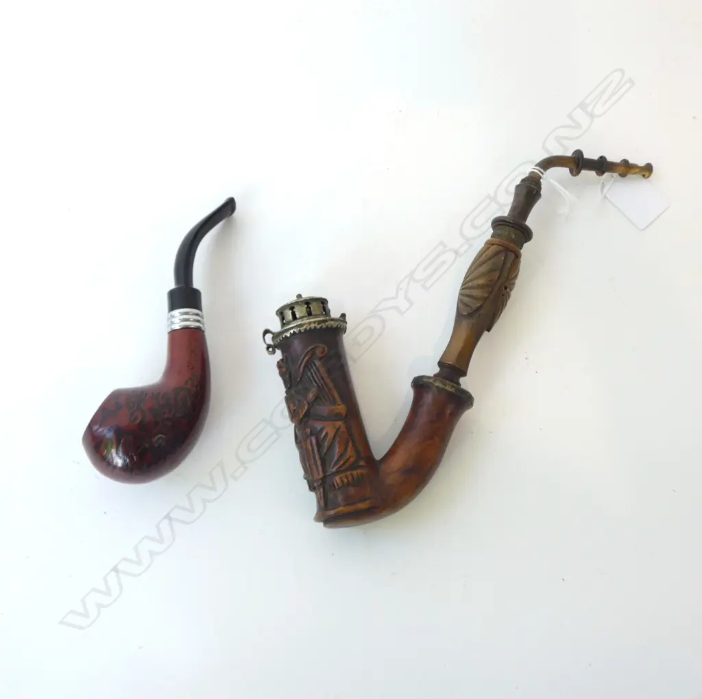2 SMOKING PIPES Image 1++