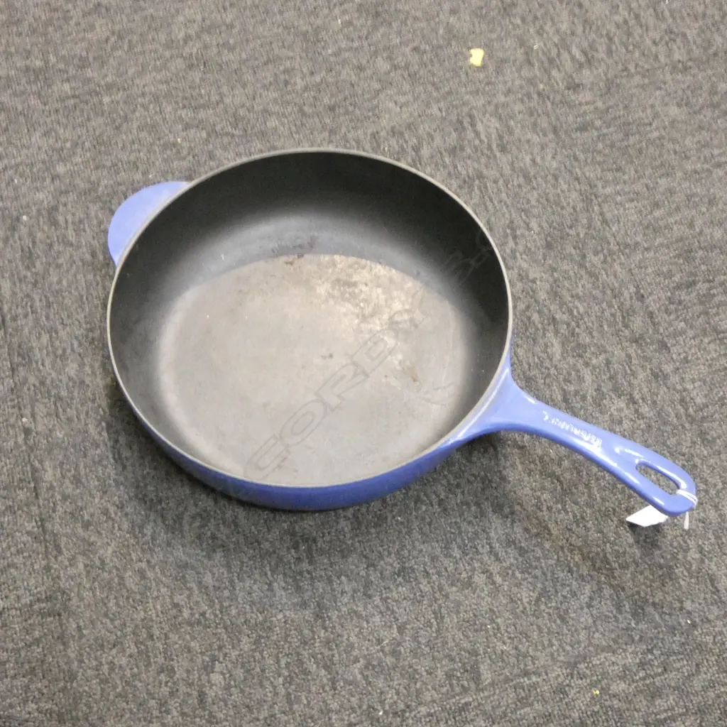 LG LE CREUSET BLUE ENAMELLED CAST IRON PAN, 305mm dia  Image 1++