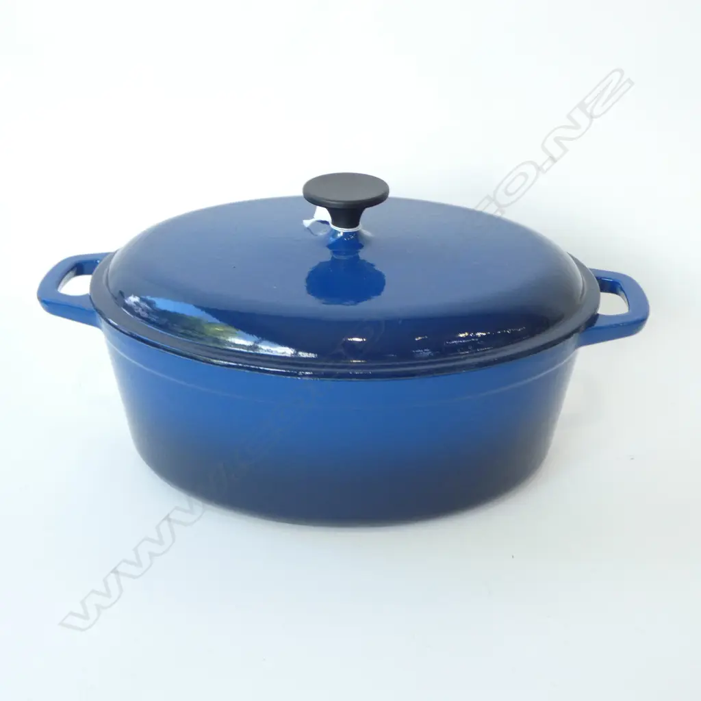 BLUE ENAMEL CAST IRON CASSEROLE W.400mm Image 1++