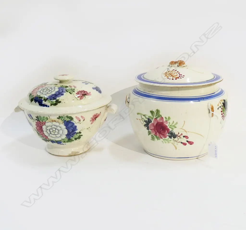 2 CHINESE LIDDED CONTAINERS 1 AF H.210mm Image 1++