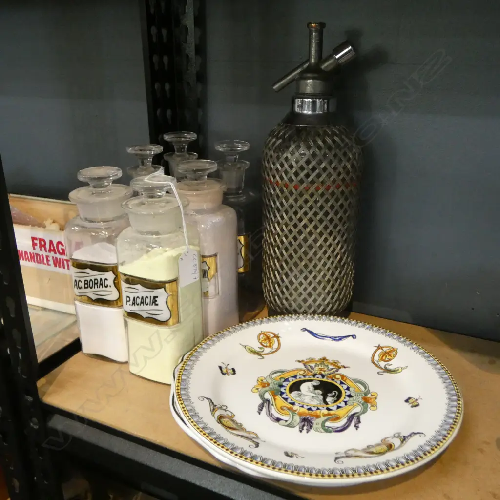 SODA SYPHON, 2 PLATES, 6 GLASS PHARMACY BOTTLES Image 1++