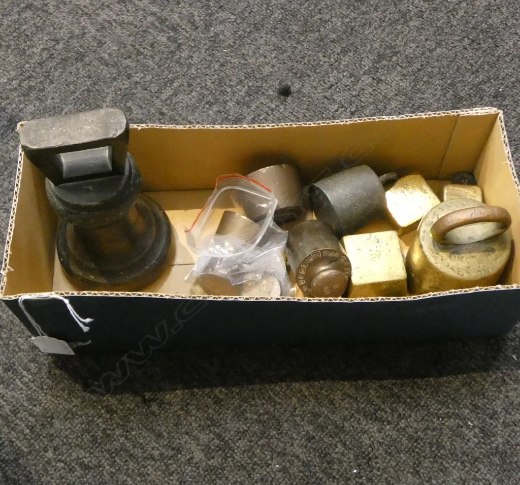 COLLECTION OF 16 WIEGHTS FOR SCALES DIFFENT SHAPES ETC H160MM TALLEST Image 1++