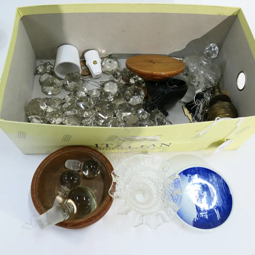 BOX CRYSTAL LAMP PARTS: DISHES & DROPS ETC SMALL BOXES + STOPPERS Image 1++