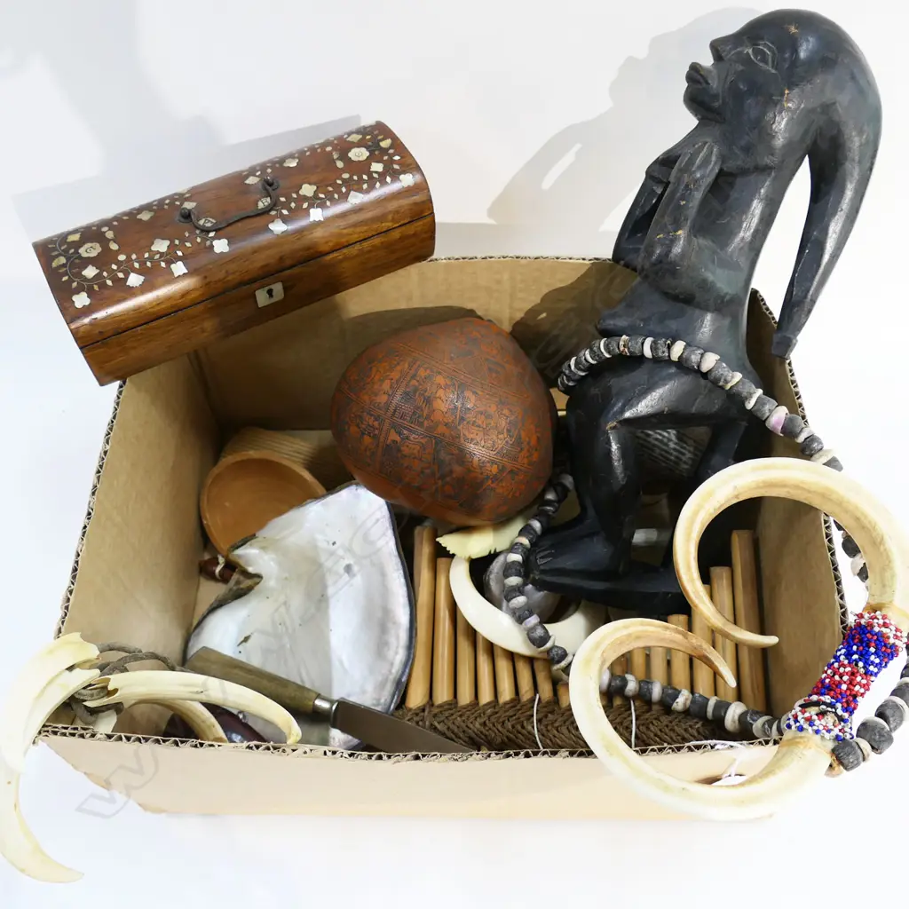 BOX PNG NECKLACE. TUSKS. SHELLS. UTENSILS. SHELLS. INLAID HARDWOOD BOX. fine engraved gourd. carving  etc  Image 1++