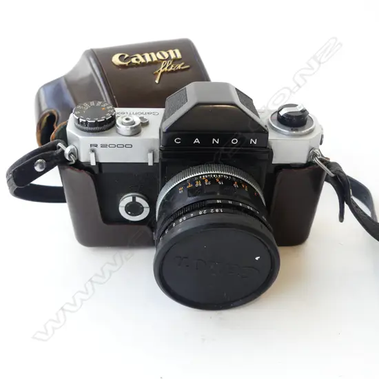 CANON CANONFLEX R2000 R 2000 CAMERA with 50mm F1.8 CANONMATIC LENS. In leather case
