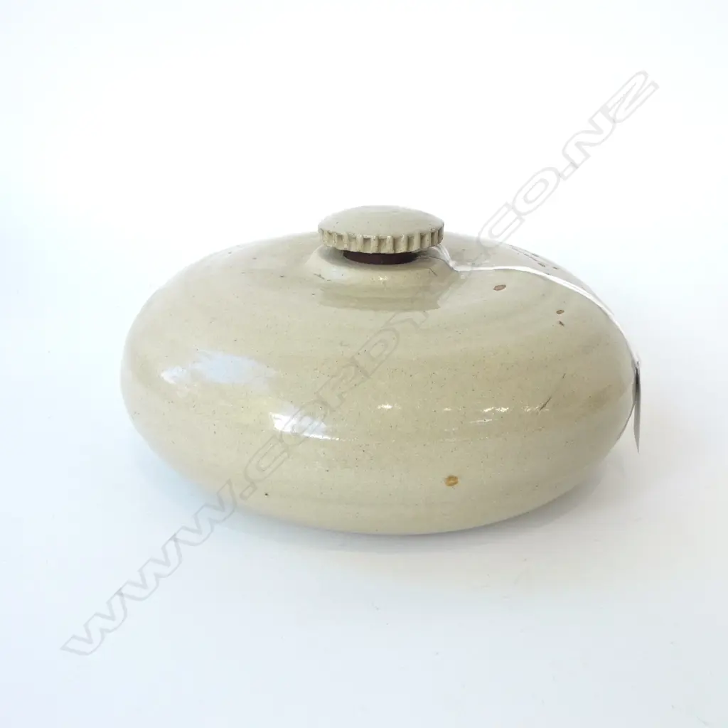 VINTAGE CERAMIC BED WARMER 210mm dia Image 1++