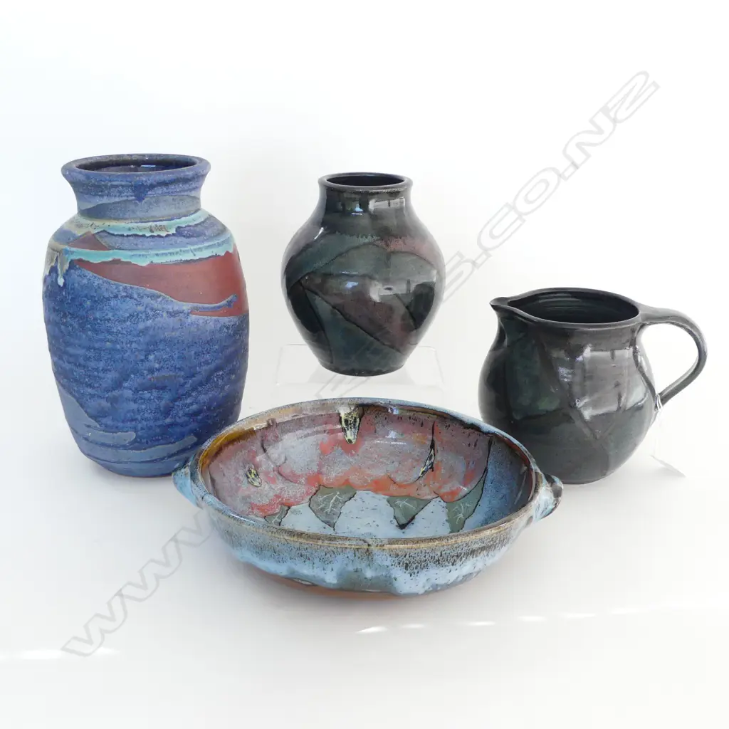4 PCES STUDIO POTTERY; FREDERIKA ERNSTEN JUG & VASE + DAVID HUFFMAN VASE H.255mm + SIGNED BOWL 240mm dia Image 1++