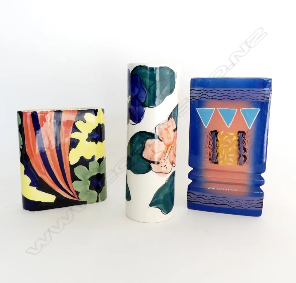 3 NZ VASES; CHRISTINE HARRIS, D. ADAMS, TERRA CERAMICS H.270mm Image 1++