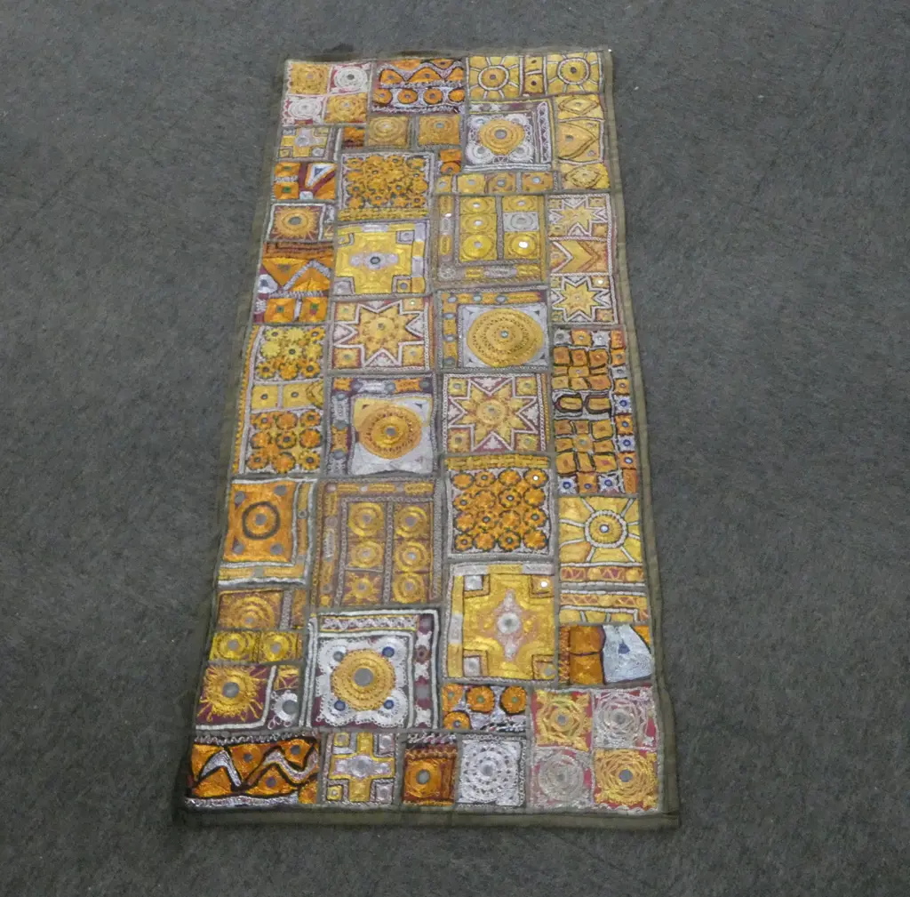 WALL HANGING TAPESTRY  Image 1++