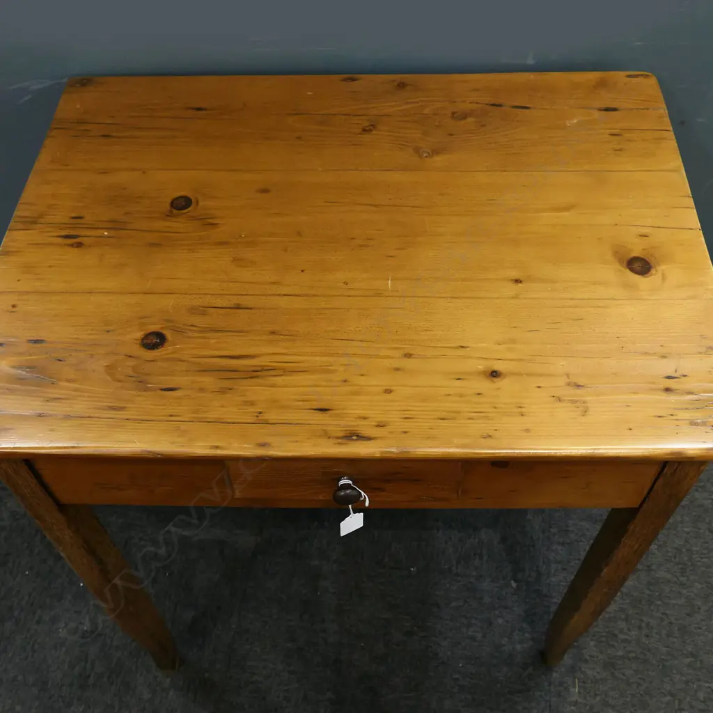 PINE SIDE TABLE w. 1 DRAWER 710x510x715mm Image 1++
