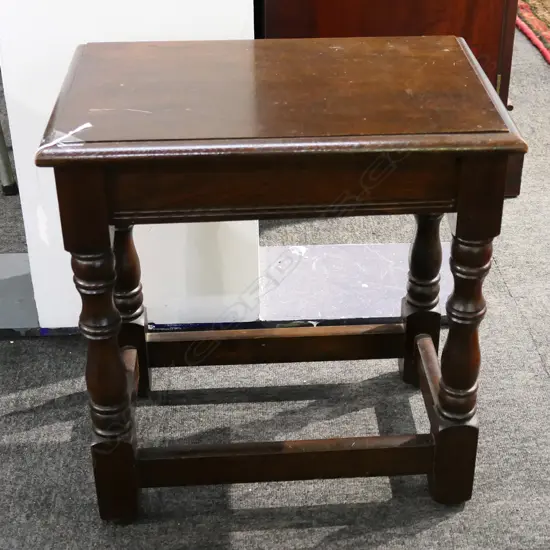 OAK STOOL 440x295x455mm