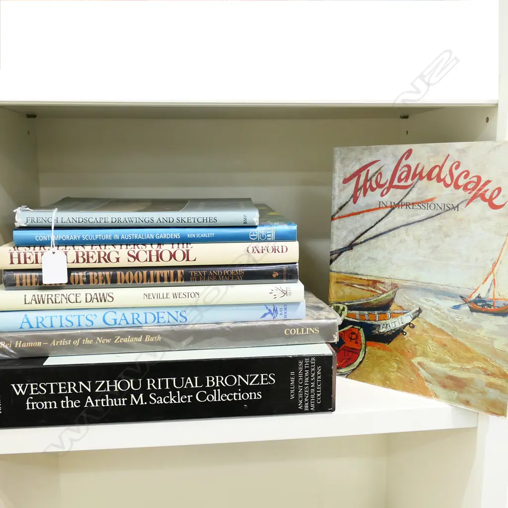 8 ART / GARDEN BOOKS Image 1++