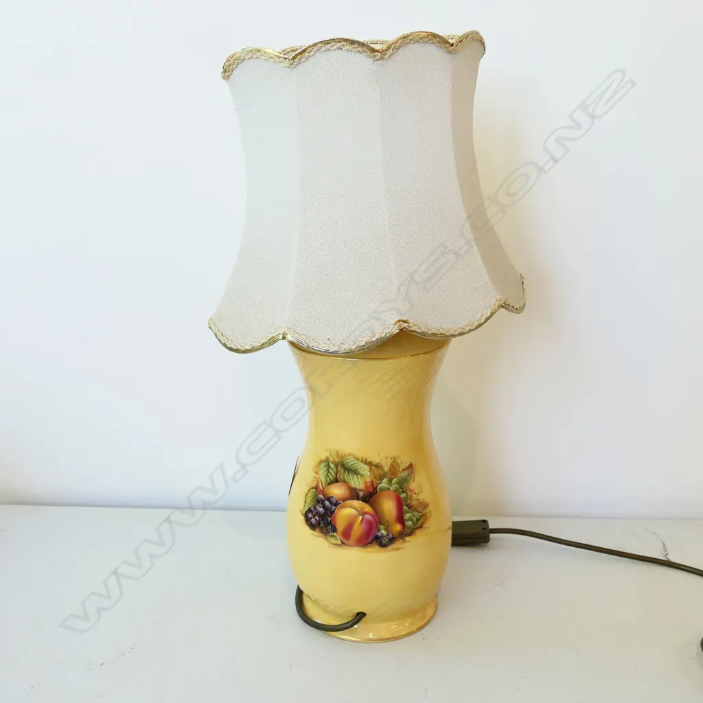 AYNSLEY ORCHARD GOLD TABLE LAMP H.485mm Image 1++