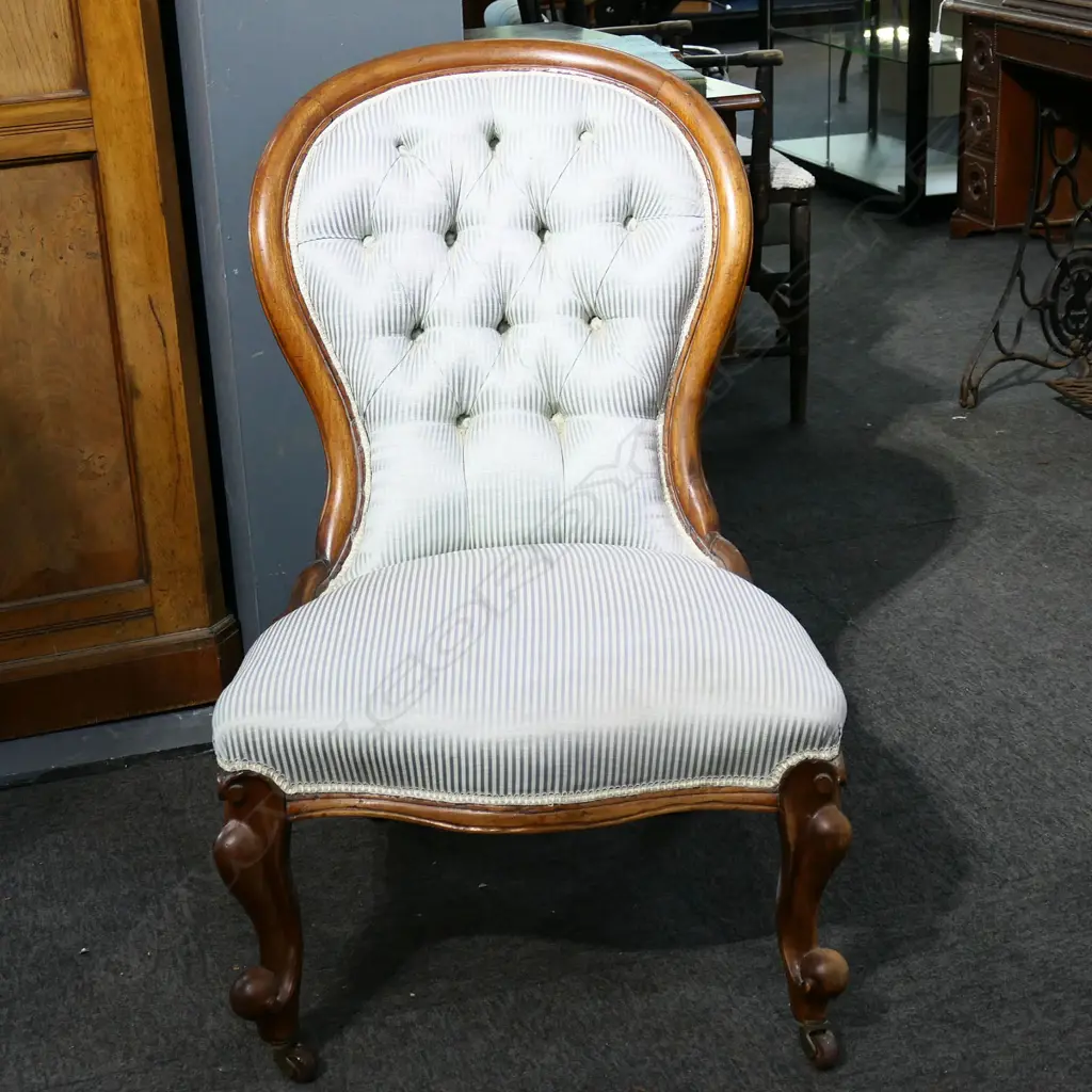 VICTORIAN GRANDMOTHER CHAIR Image 1++