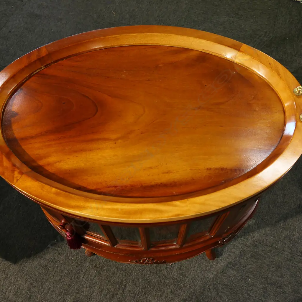 OVAL MAHOGANY DISPLAY CABINET, TRAY TOP 700x480x760mm Image 1++