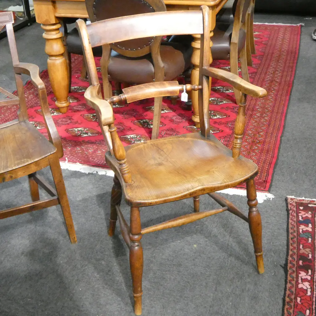 ANTIQUE COUNTRY STYLE WOODEN ARMCHAIR  Image 1++