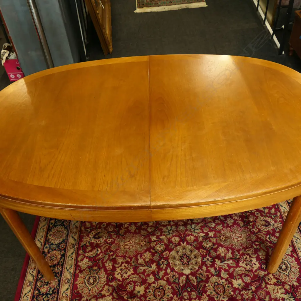 RETRO / MID CENTURY EXTENDABLE DINING TABLE 1520x990x745mm internal leaf can add W.530mm Image 1++
