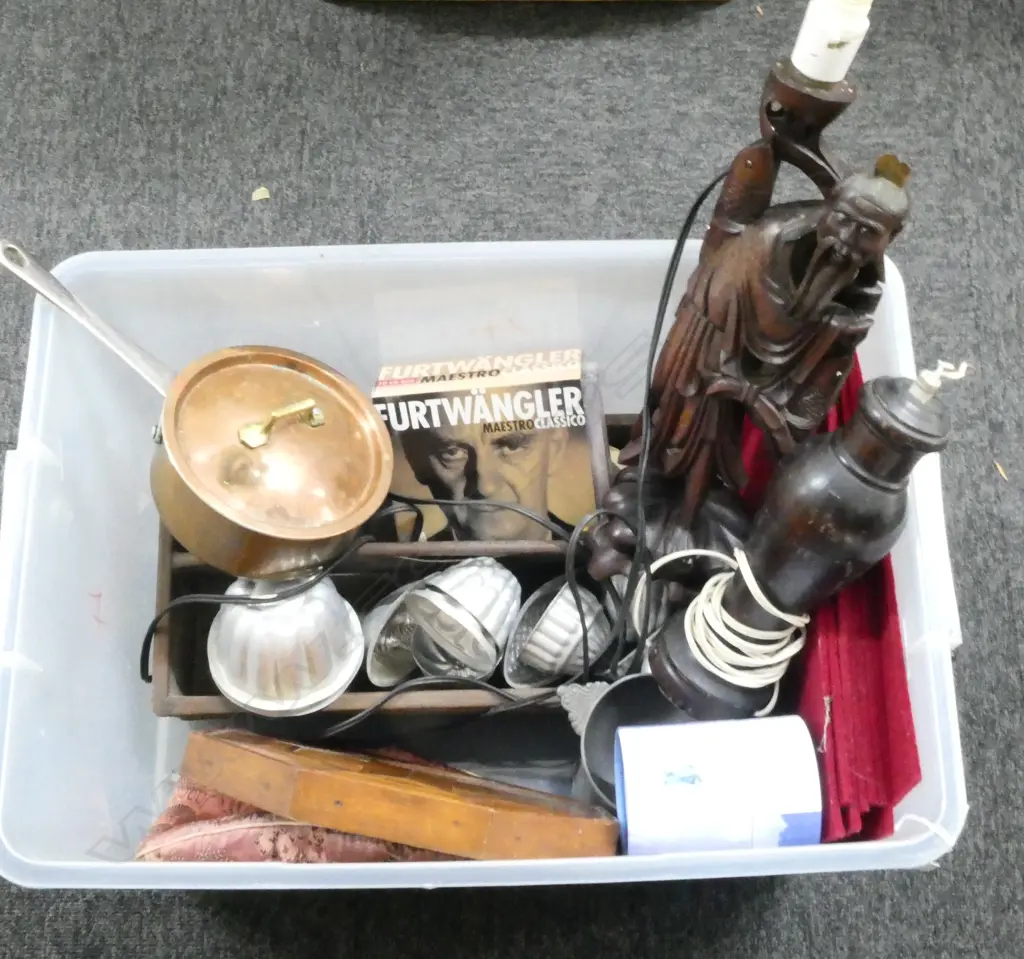 2 TABLE LAMPS AF, COPPER POT, RED FELT PLACEMATS ETC Image 1++