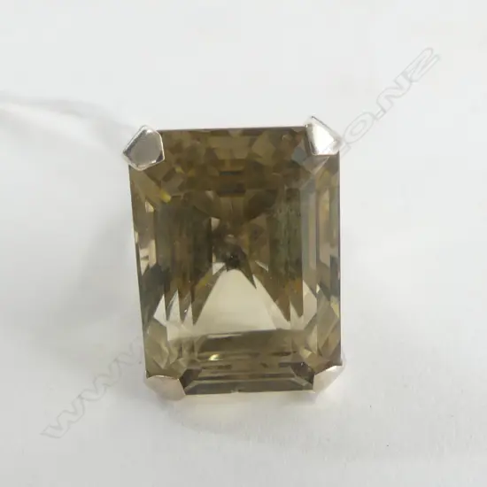 9CT WG LARGE CITRINE DRESS RING 17mm x 23mm, 16.9grms SIZE O