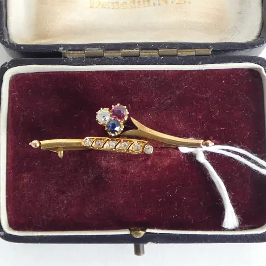 18ct SAPPHIRE, RUBY & DIAMOND BROOCH, 4.2gm, valuation available $4950