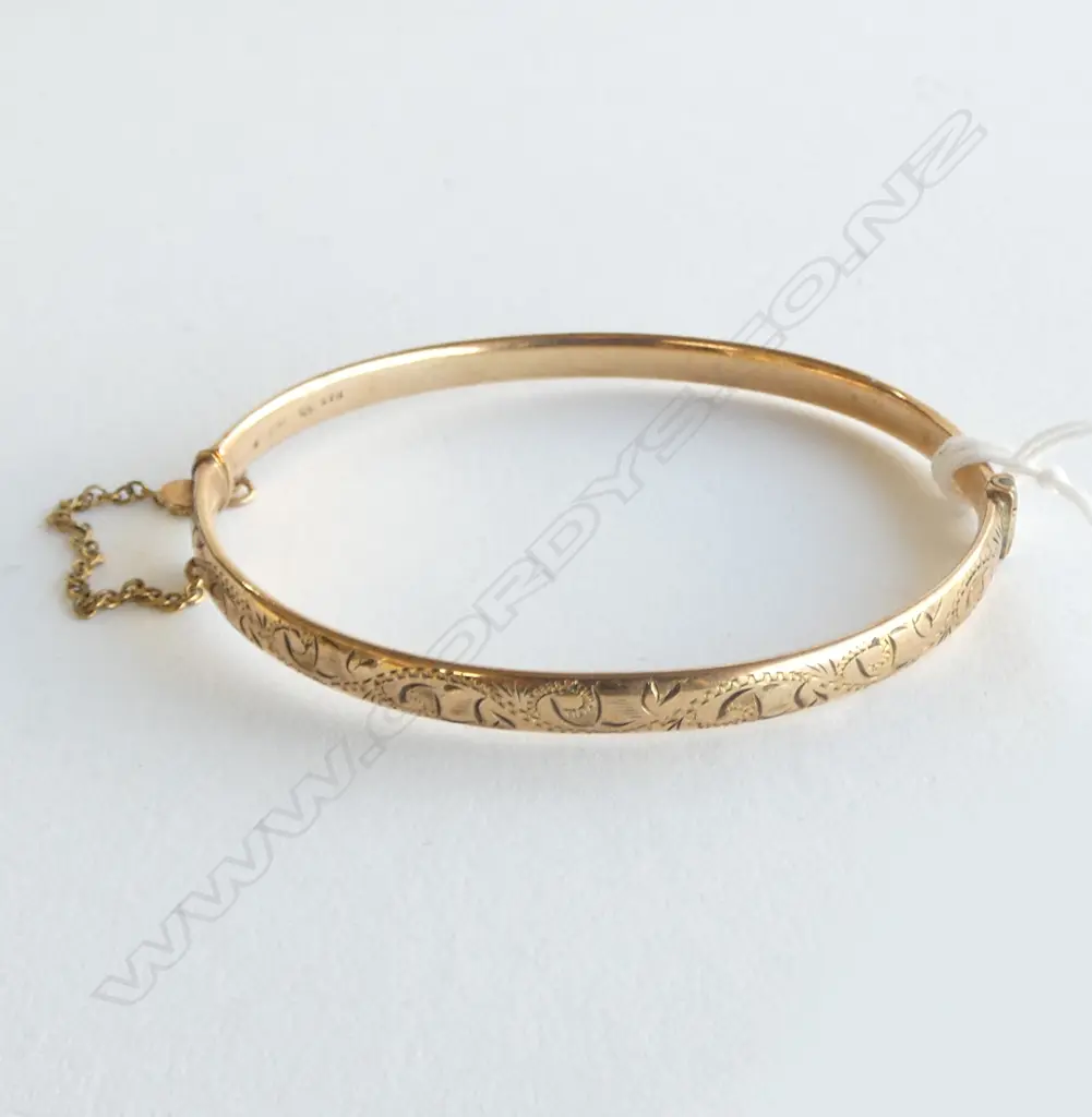 9ct ENGRAVED GOLD over METAL BRACELET  Image 1++