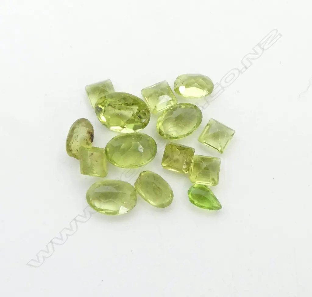 14 FACET CUT PERIDOTS, various sizes, 8.3ct Image 1++