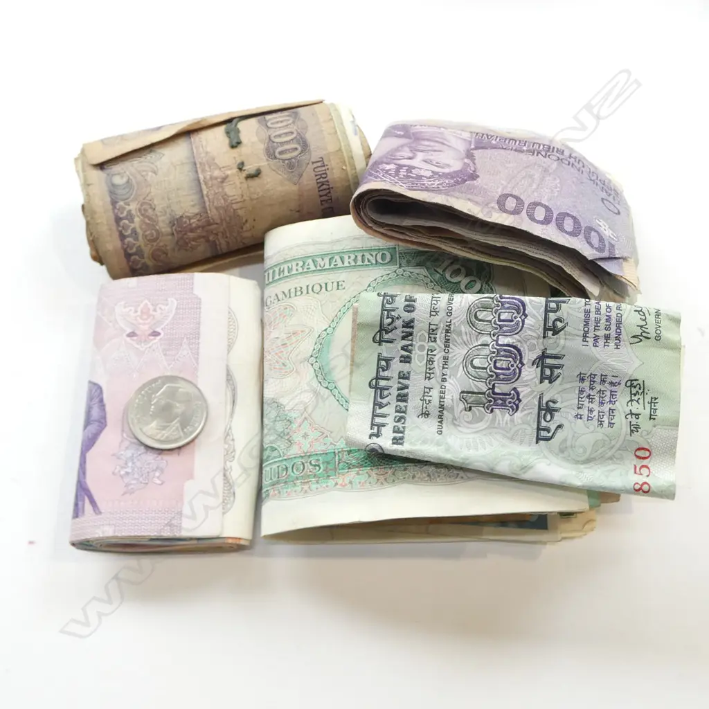 ASST. WORLD BANK NOTES Image 1++