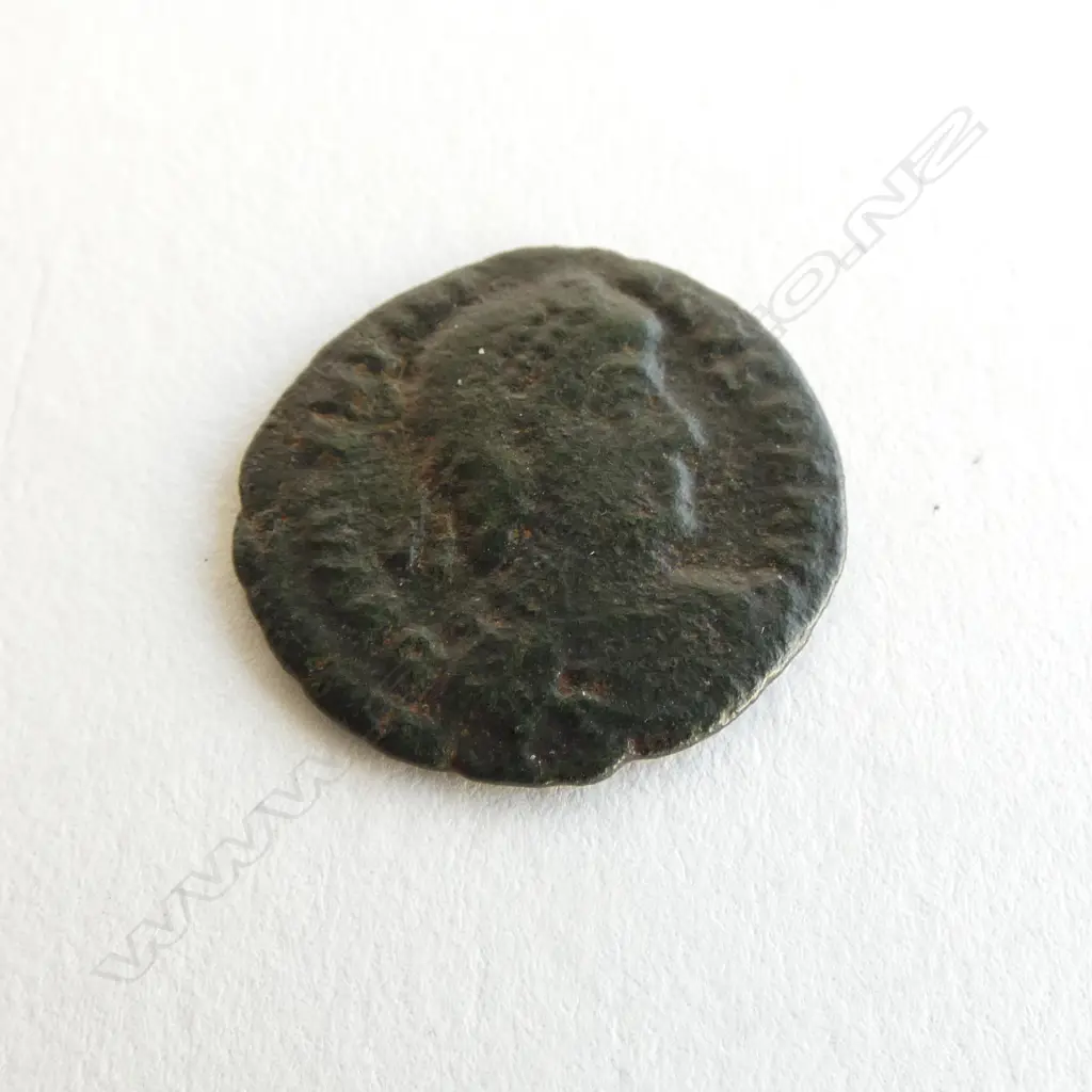 VALENTINIAN II AD 375-392 Image 1++