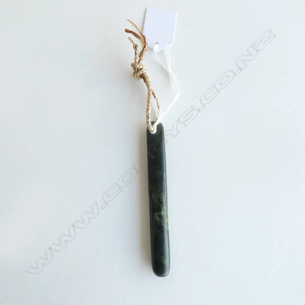 MAORI POUNAMU KURU PENDANT hourglass suspension hole L.103mm Image 1++