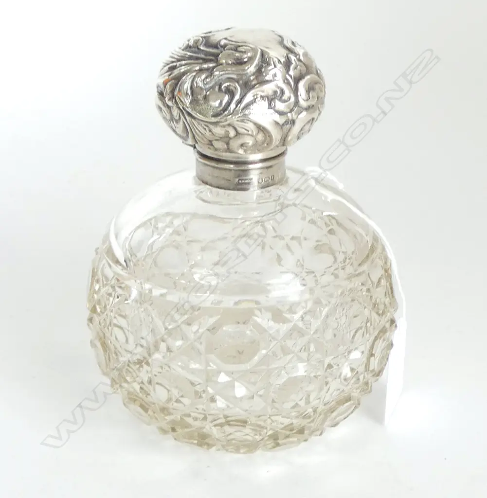 EDWARDIAN EMBOSSED SILVER TOPPED CUT CRYSTAL LGE SCENT Birmingham 1906 by Harold Bushell & Co Ltd H.130mm Image 1++