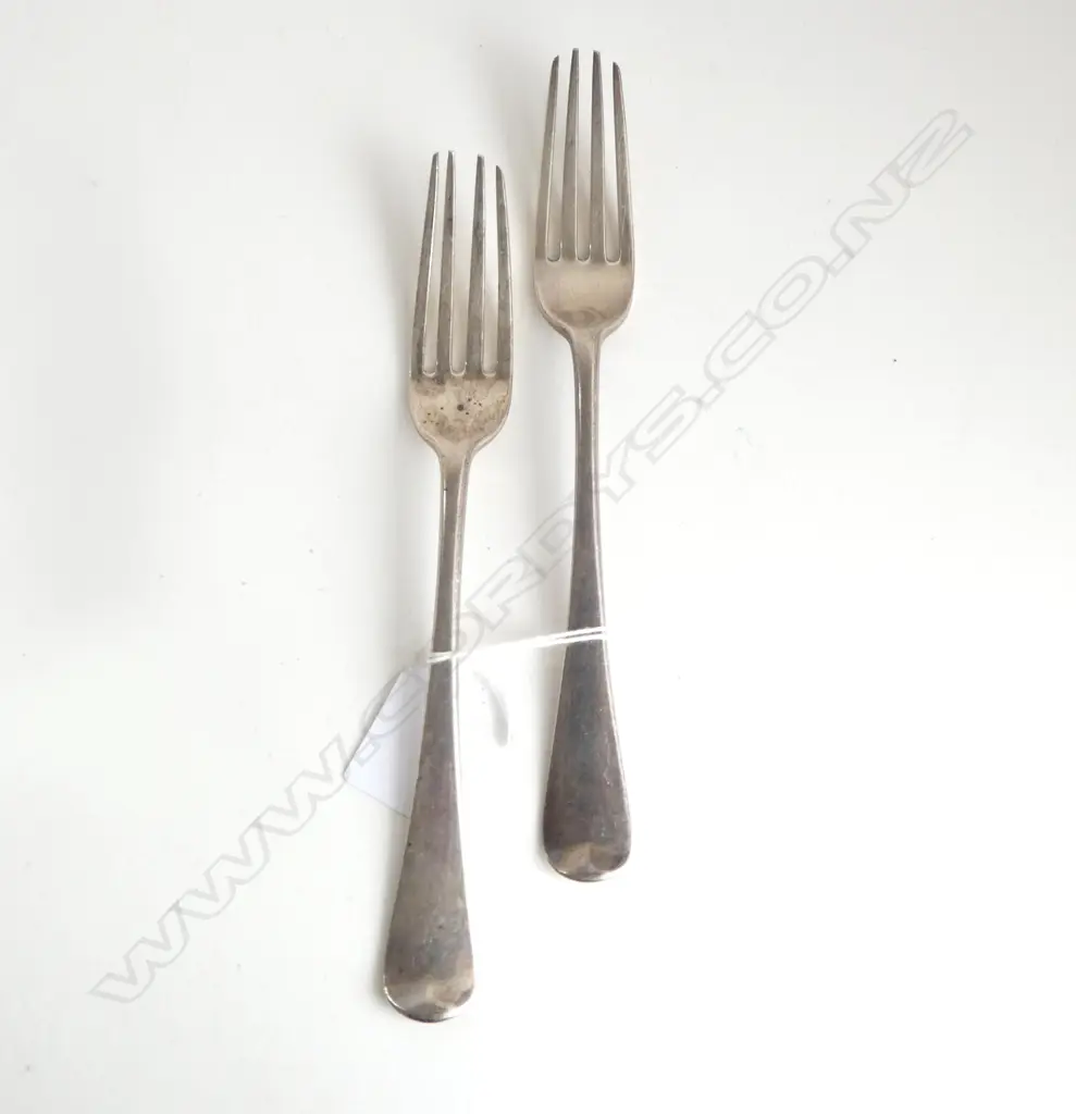 PR GEORGE III SILVER TABLE FORKS L.1815 138gms Image 1++