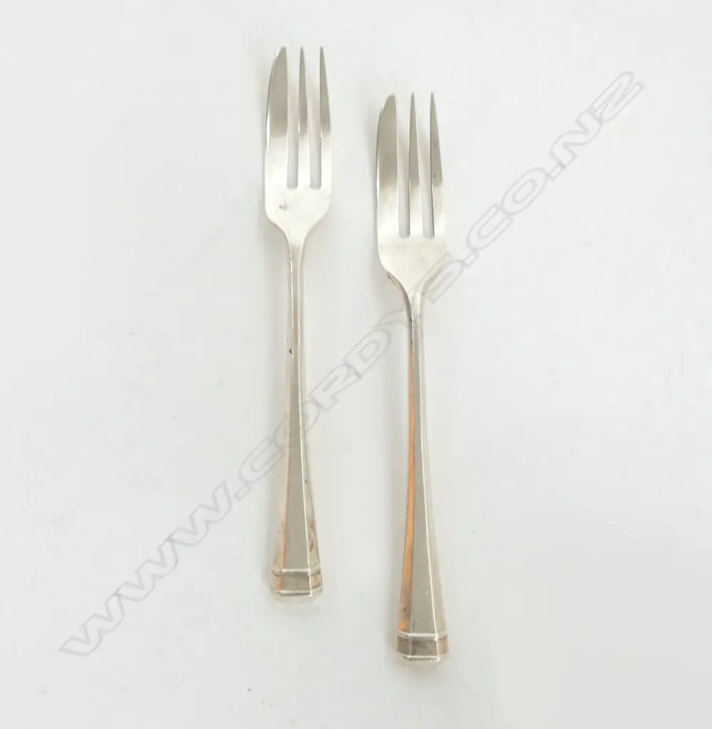 PR STERLING APEX SILVER CAKE FORKS 44gms Image 1++