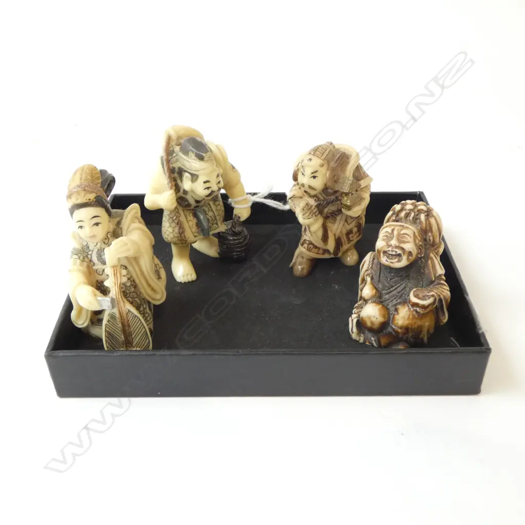 4 FIGURAL RESIN NETSUKES Image 1++