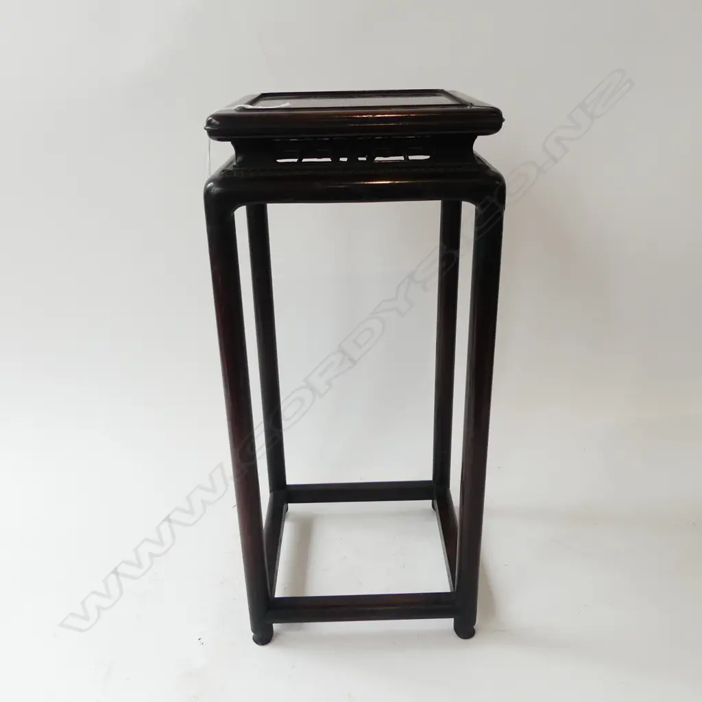 OLD QUALITY CHINESE HARDWOOD STAND FINE CARVED FRIEZE H.465MM Image 1++