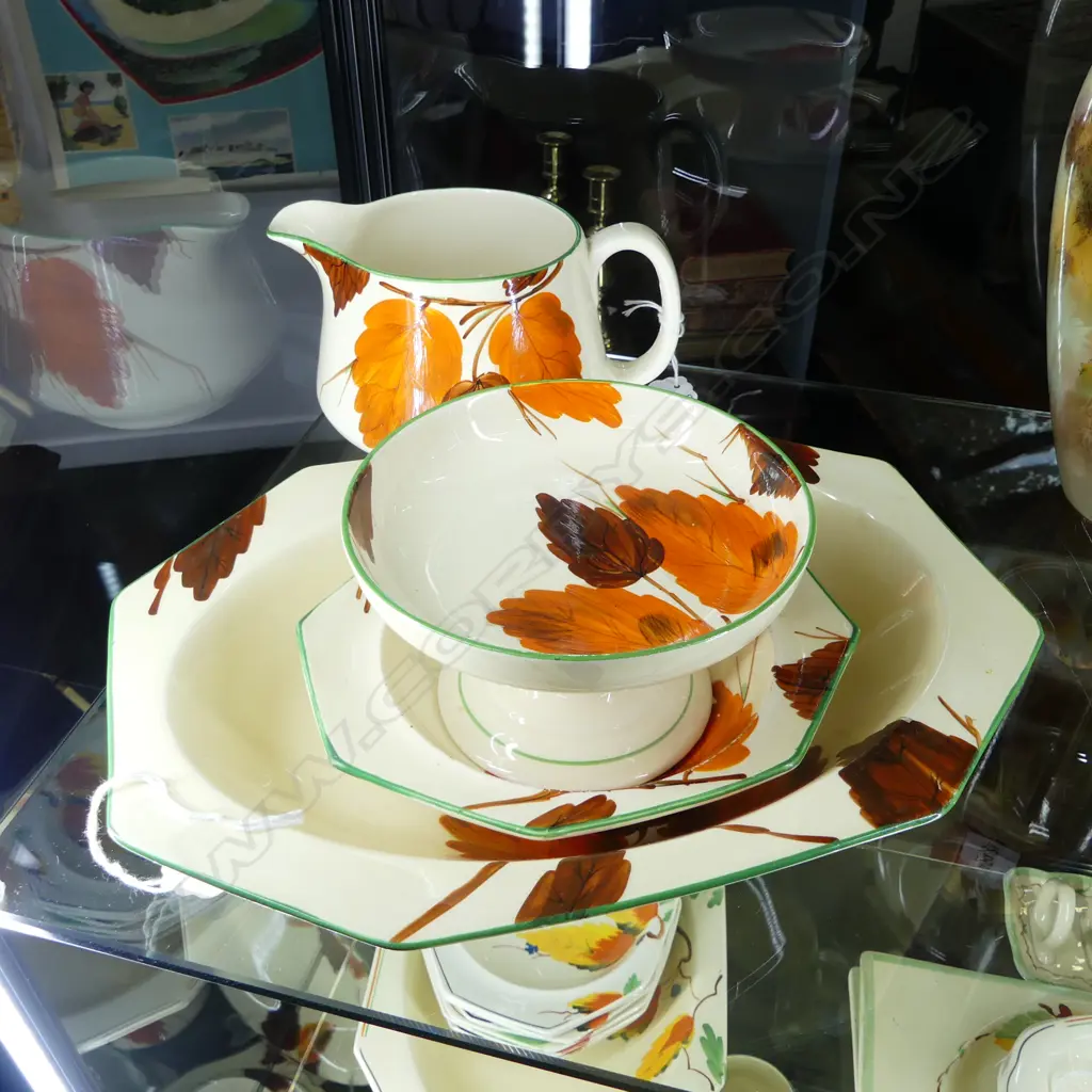 4PCS AUTUNM LEAF PAT C/CLIFF JUG H100 SMALL COMPORT & 2 OCTAGANAL DISHES Image 1++