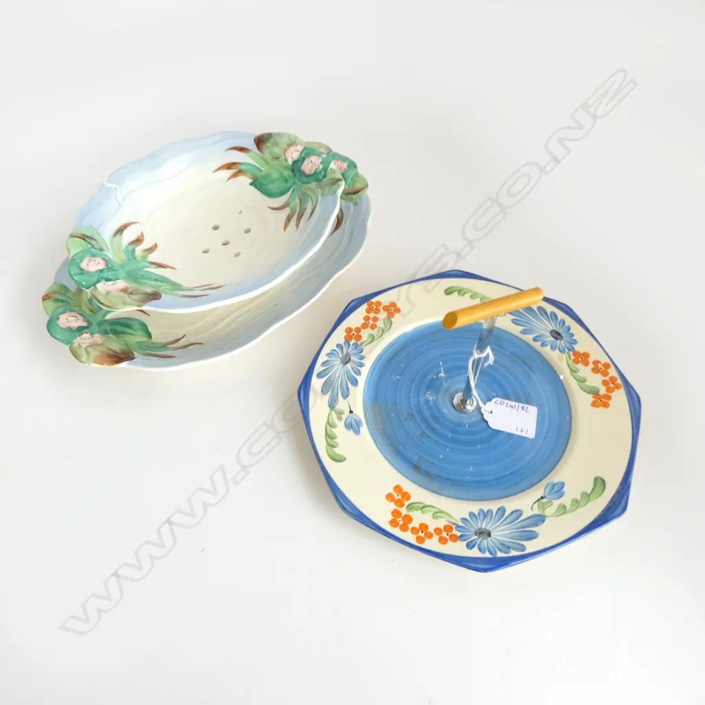 3 CLARICE CLIFF PCES: SALAD STRAINER on matching DISH L.290mm & SANDWICH PLATE Image 1++
