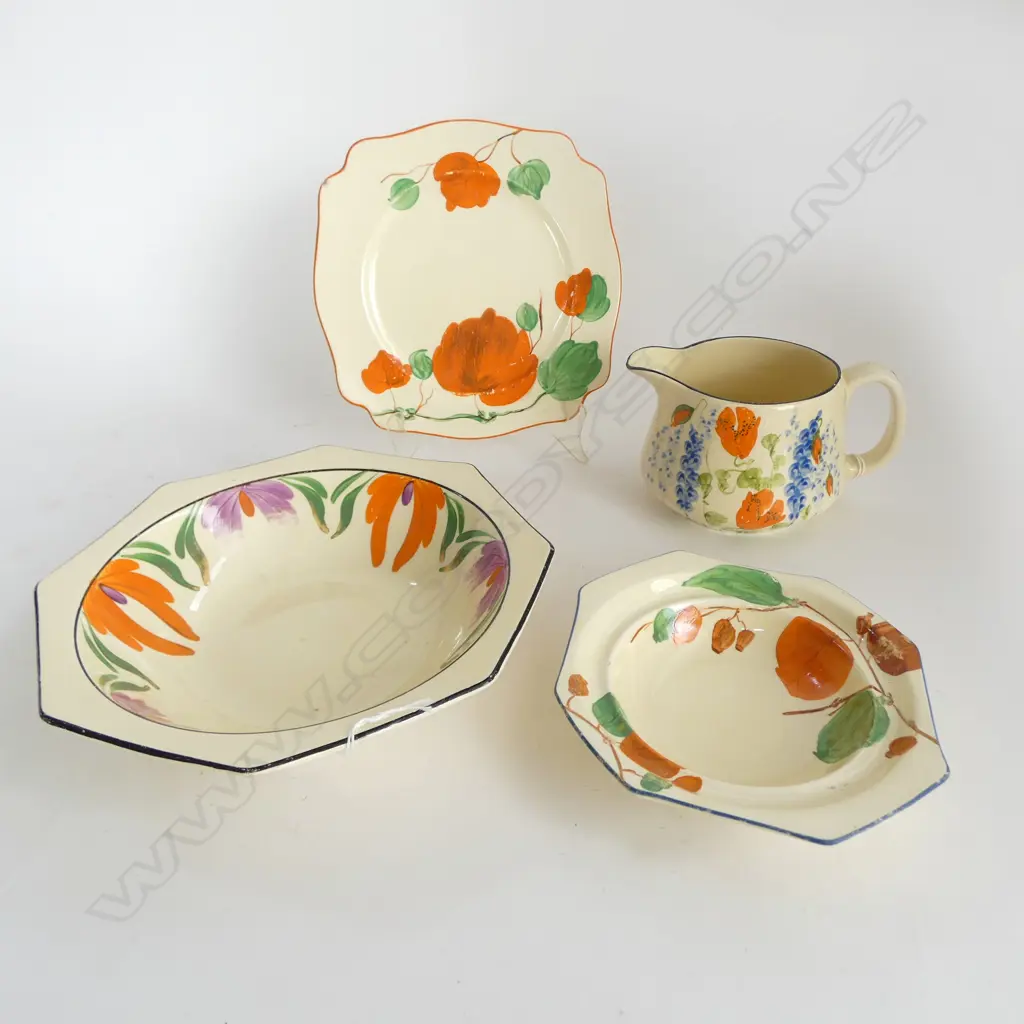 4 R/STAFFORDSHIRE HONEYGLAZE PCES: HAND PAINTED BOWL Dia.230mm 2 PLATES 1 w tiny chip  & JUG H.100mm Image 1++